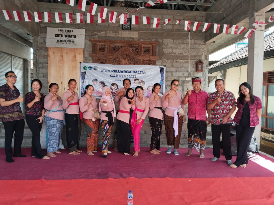 PELATIHAN BKB CAHAYA HATI OLEH PLKB KEC PUPUAN